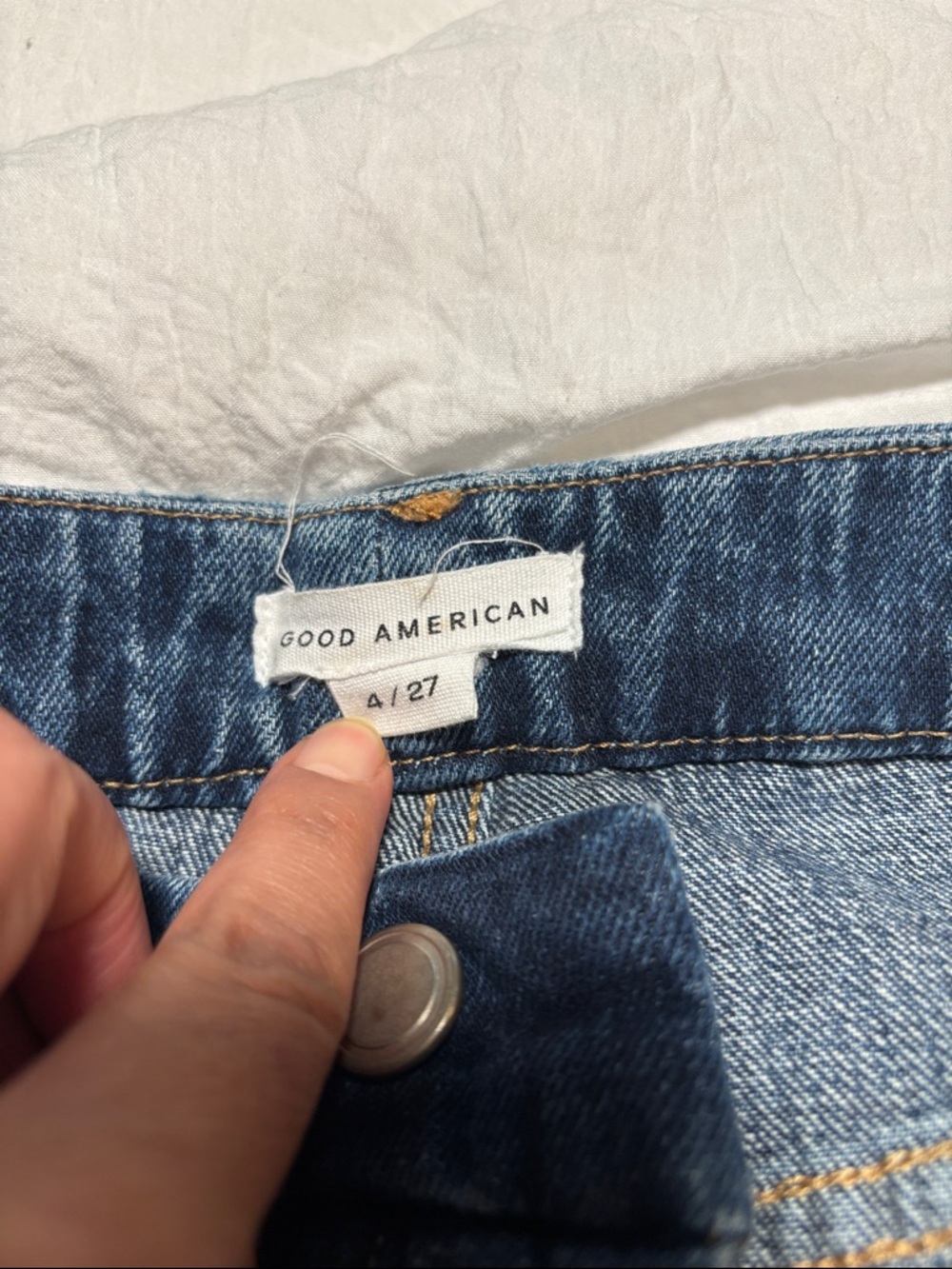 Good American Distressed Dark Blue Boyfriend Jeans - Picture 3 of 9